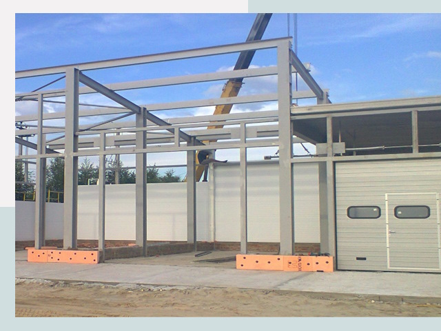 Строительство автосервисов от СтальСтрой-Бсл по цене 608 руб.